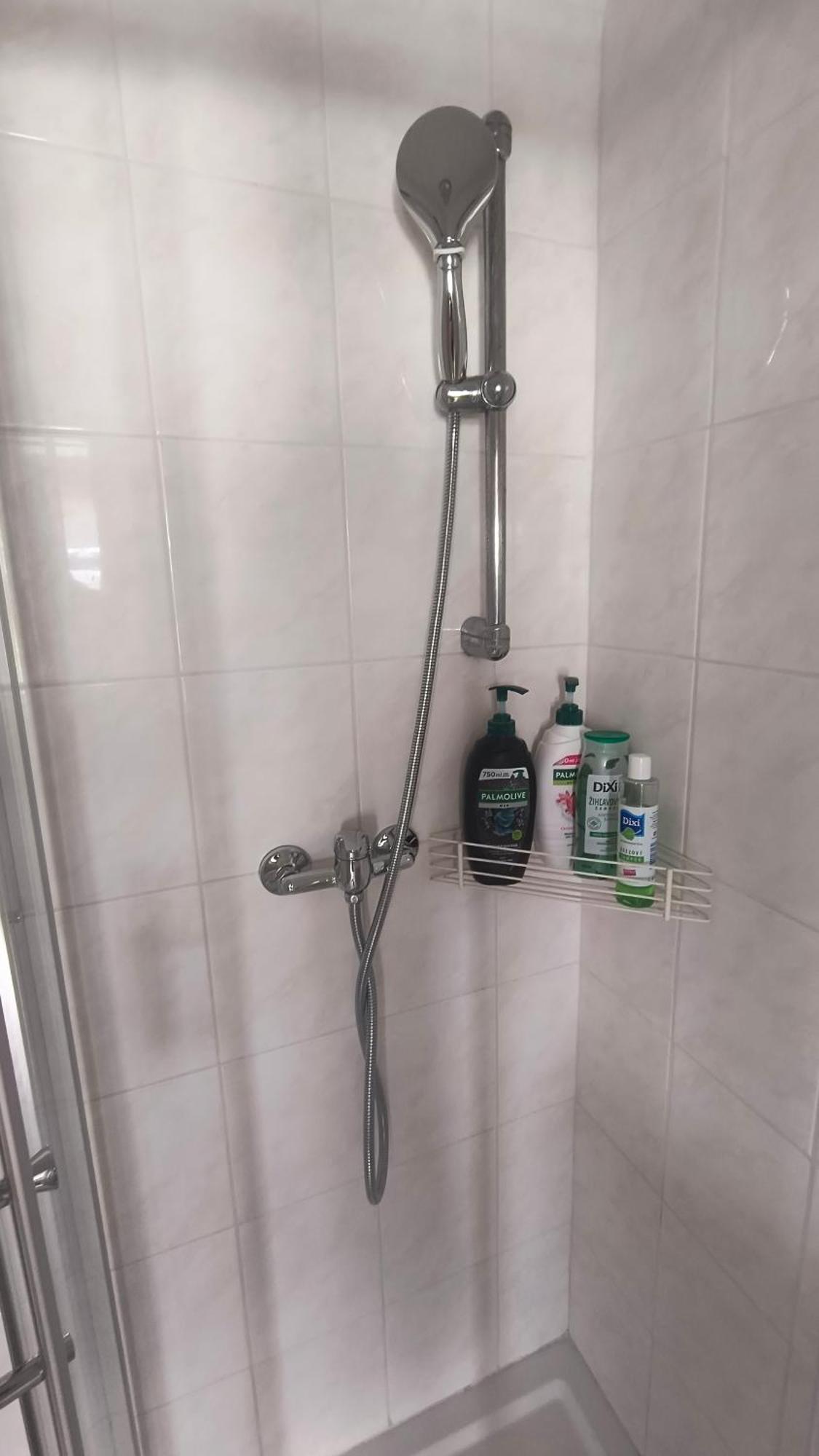Pretty View Apartment, Private Parking, 8min To Center By Car Apartment *