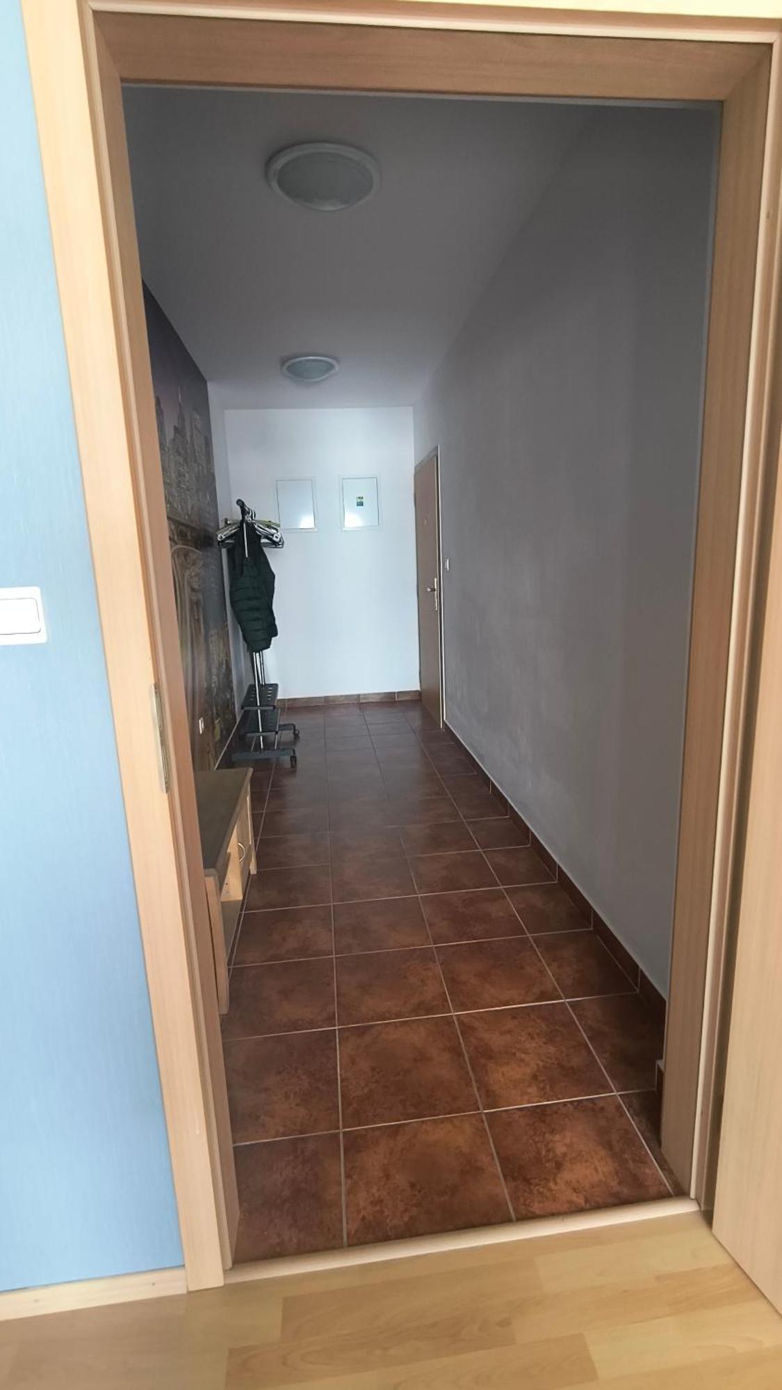 Pretty View Apartment, Private Parking, 8min To Center By Car